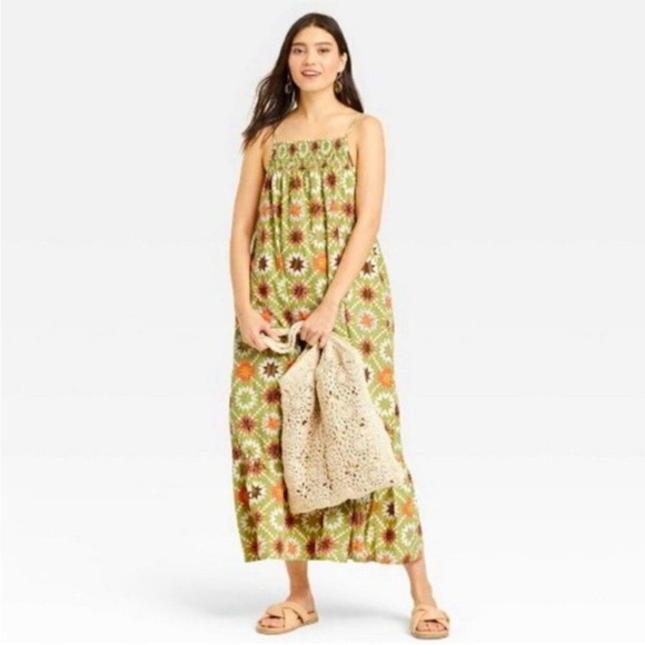 Universal Thread Dresses & Skirts - Universal Thread XS NEW Patchwork Maxi Dress Hippie Festival Green Pinwheel Boho